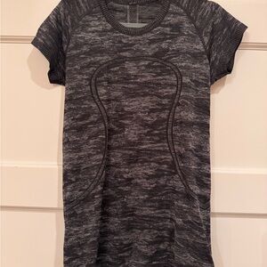 Lululemon Athletica Charcoal Short Sleeve Tee